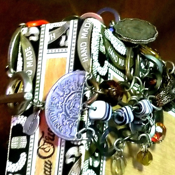 Chico's "Old Coins" Charm Bracelet - Picture 3 of 4